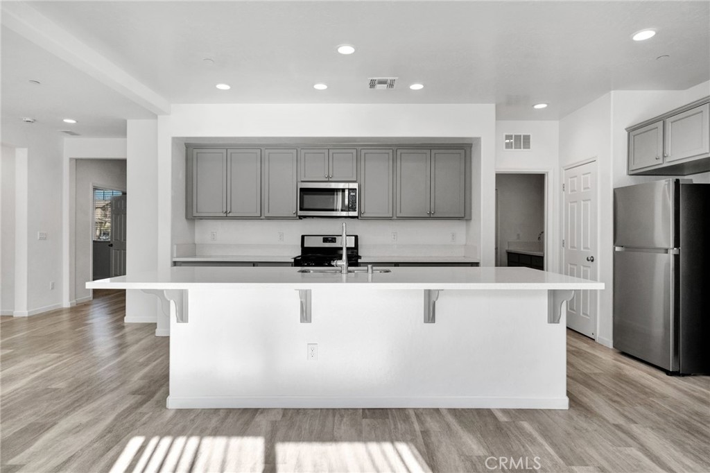 6647 East Vassar, Fresno, CA 93727