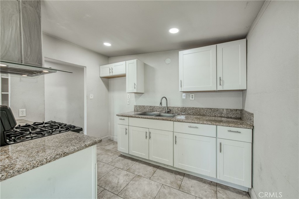 2326 E Hampton, Fresno, CA 93726
