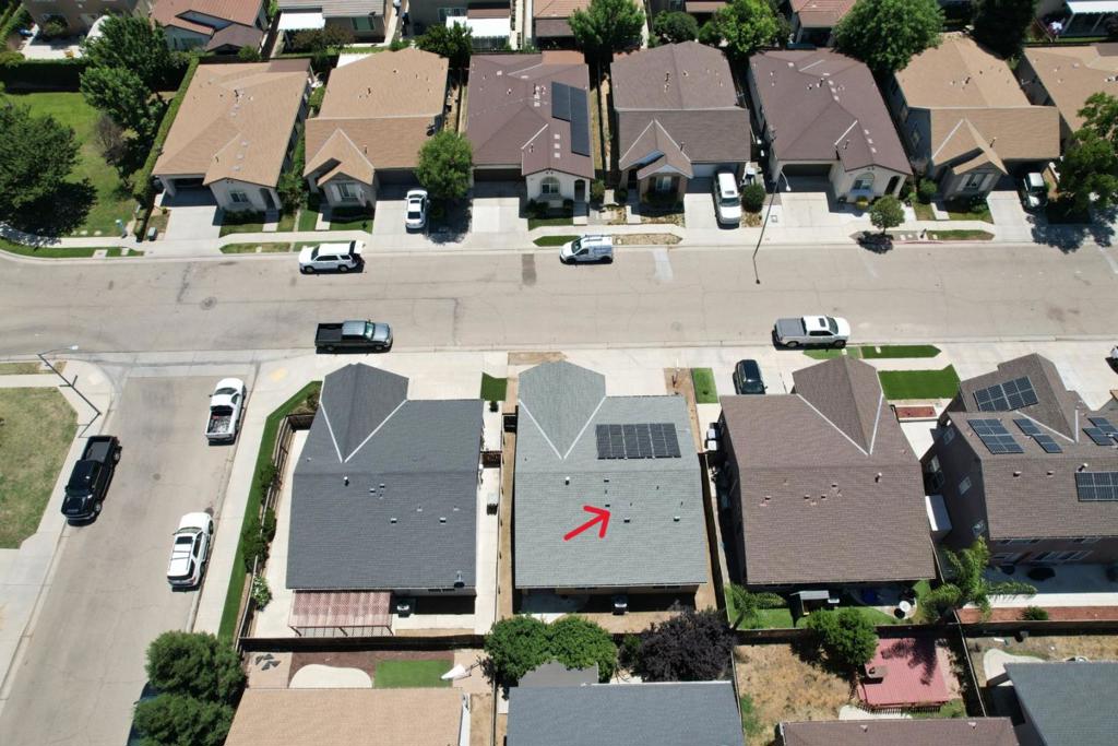 7392 Robinson, Fresno, CA 93737