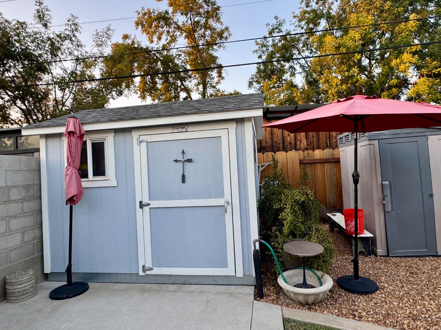 804 W Michigan Ave, Fresno, CA 93705