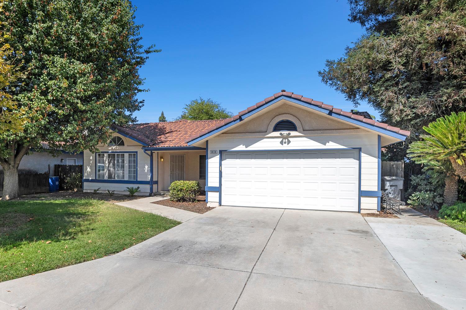 5838 W Fallon Ave, Fresno, CA 93722