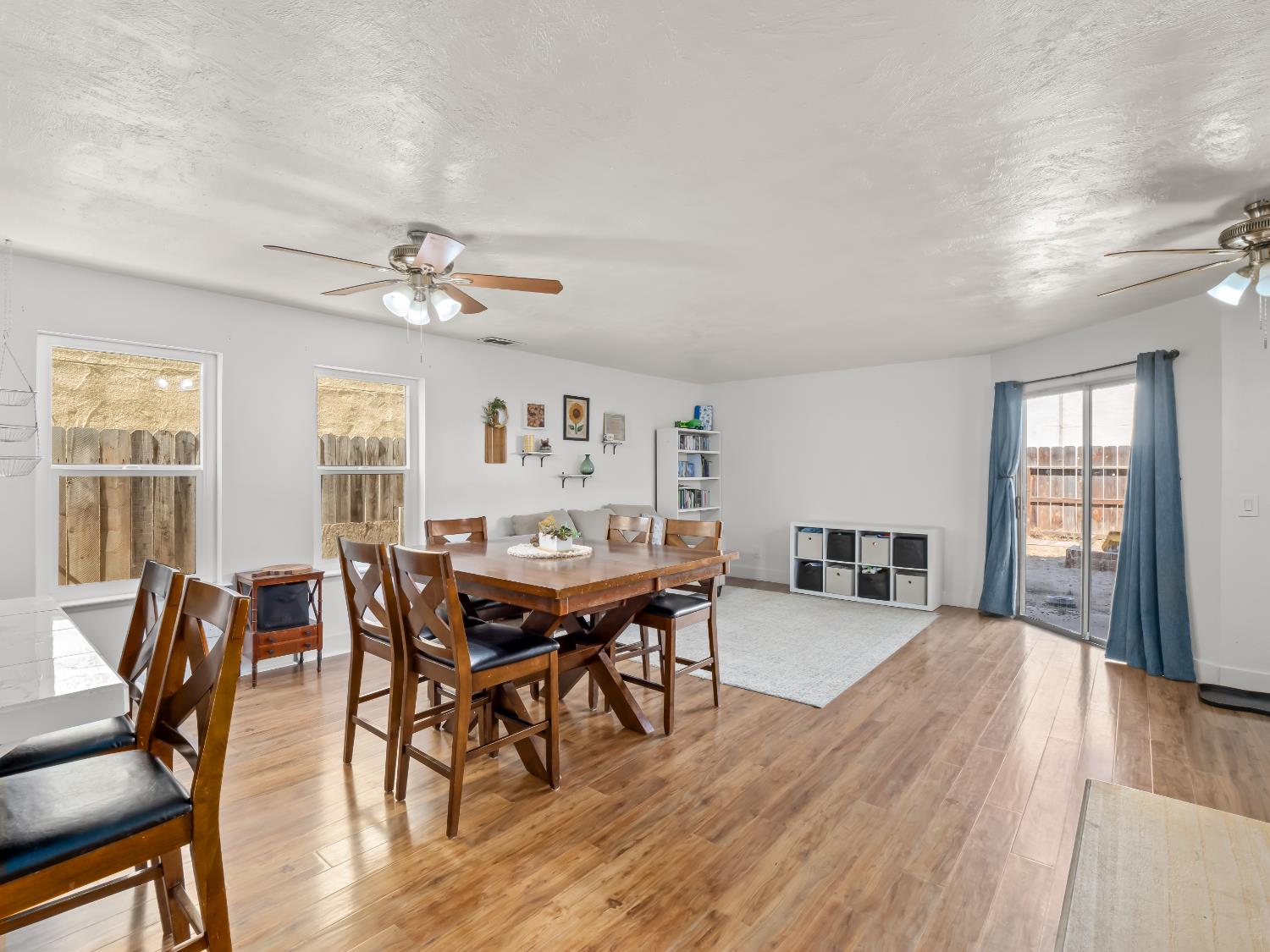 3670 W Terrace Ave, Fresno, CA 93722