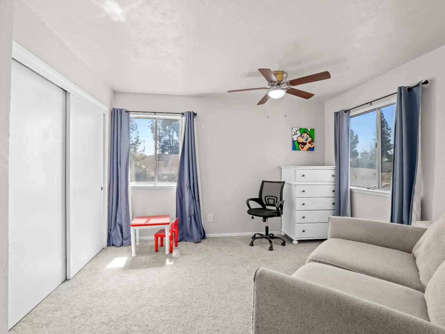 3670 W Terrace Ave, Fresno, CA 93722
