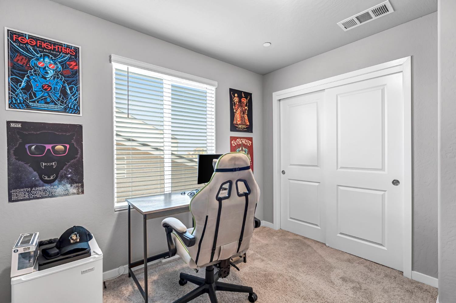 6122 W Swift Ave, Fresno, CA 93723