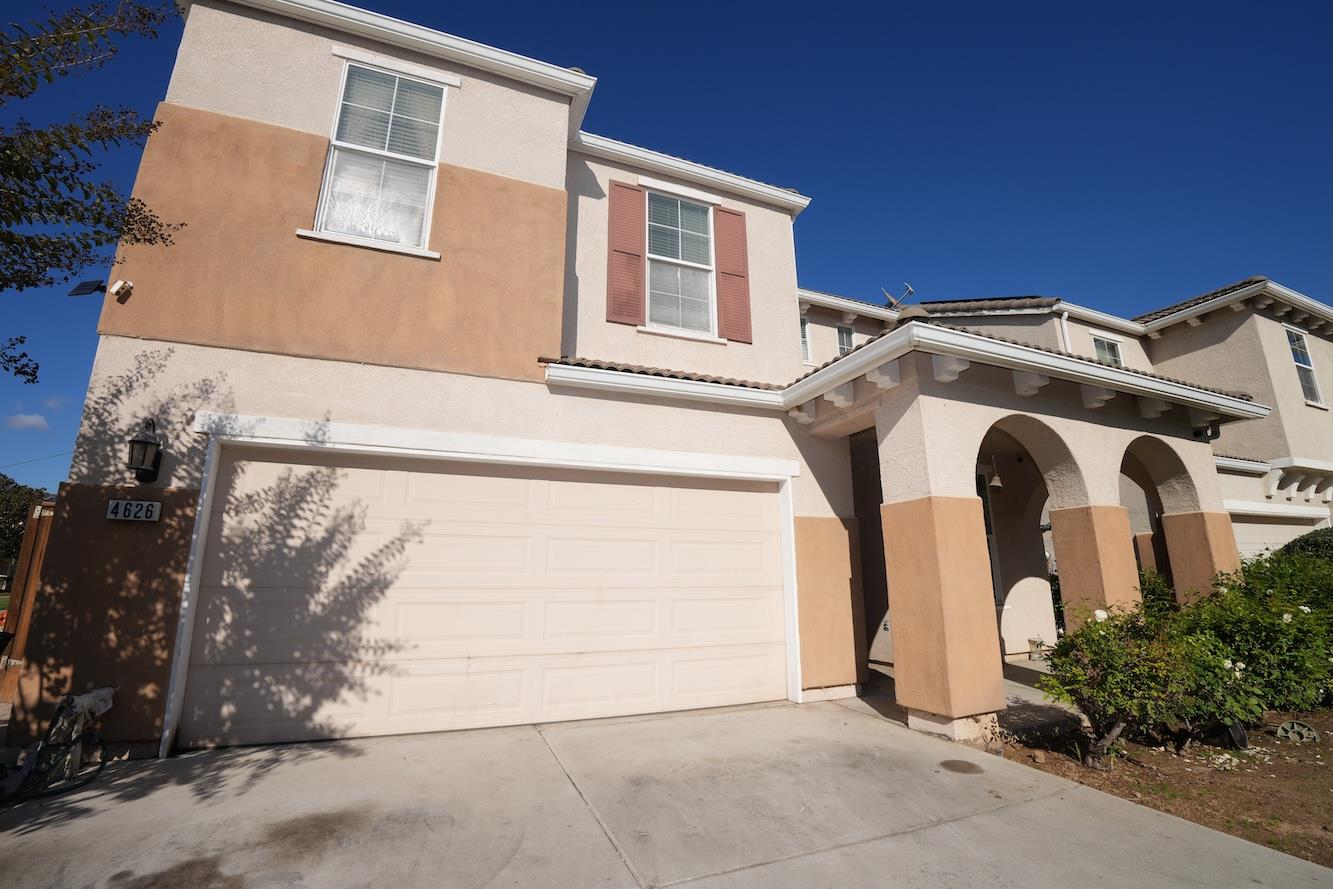 4626 W Javier Way, Fresno, CA 93722