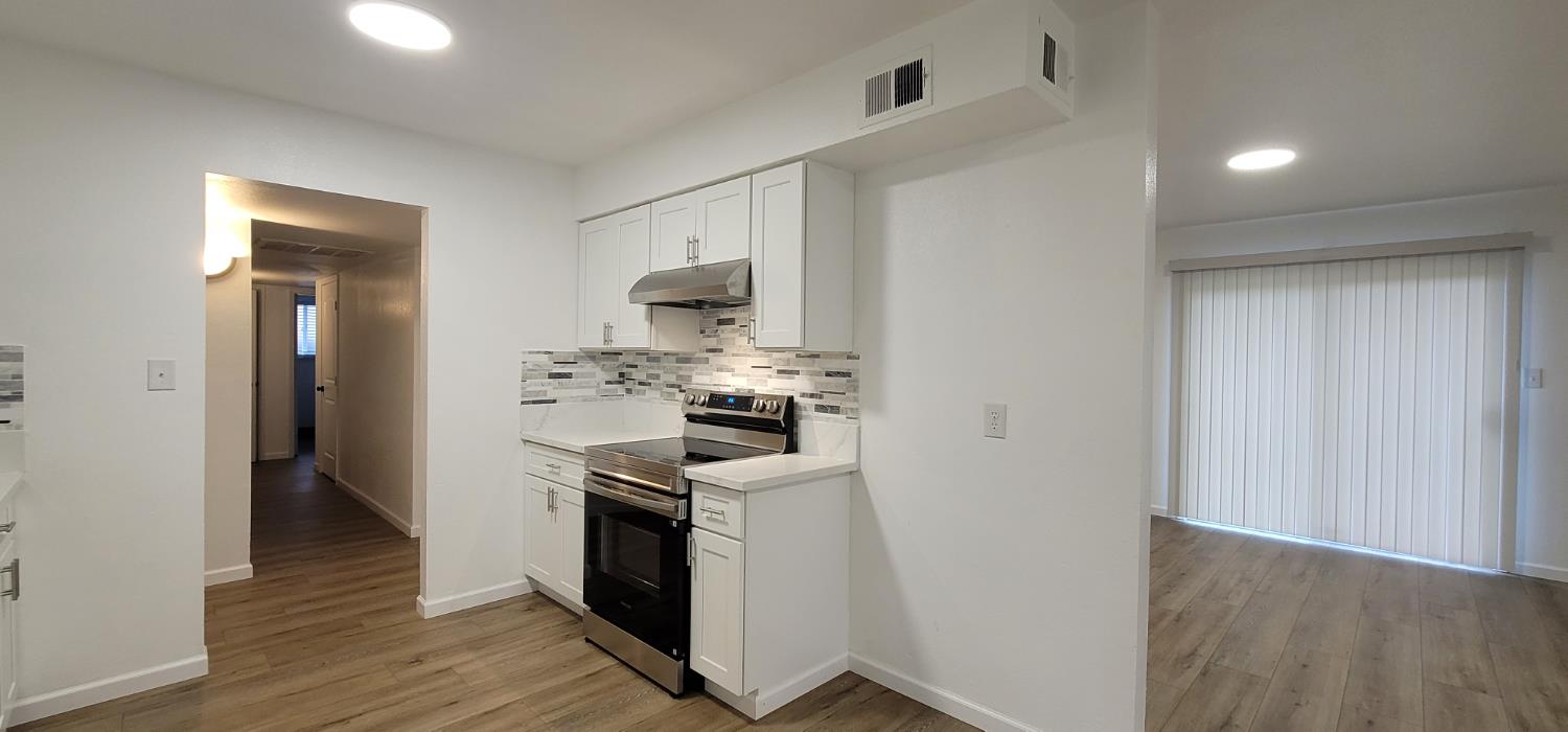 1540 W Ashcroft Ave, Fresno, CA 93705