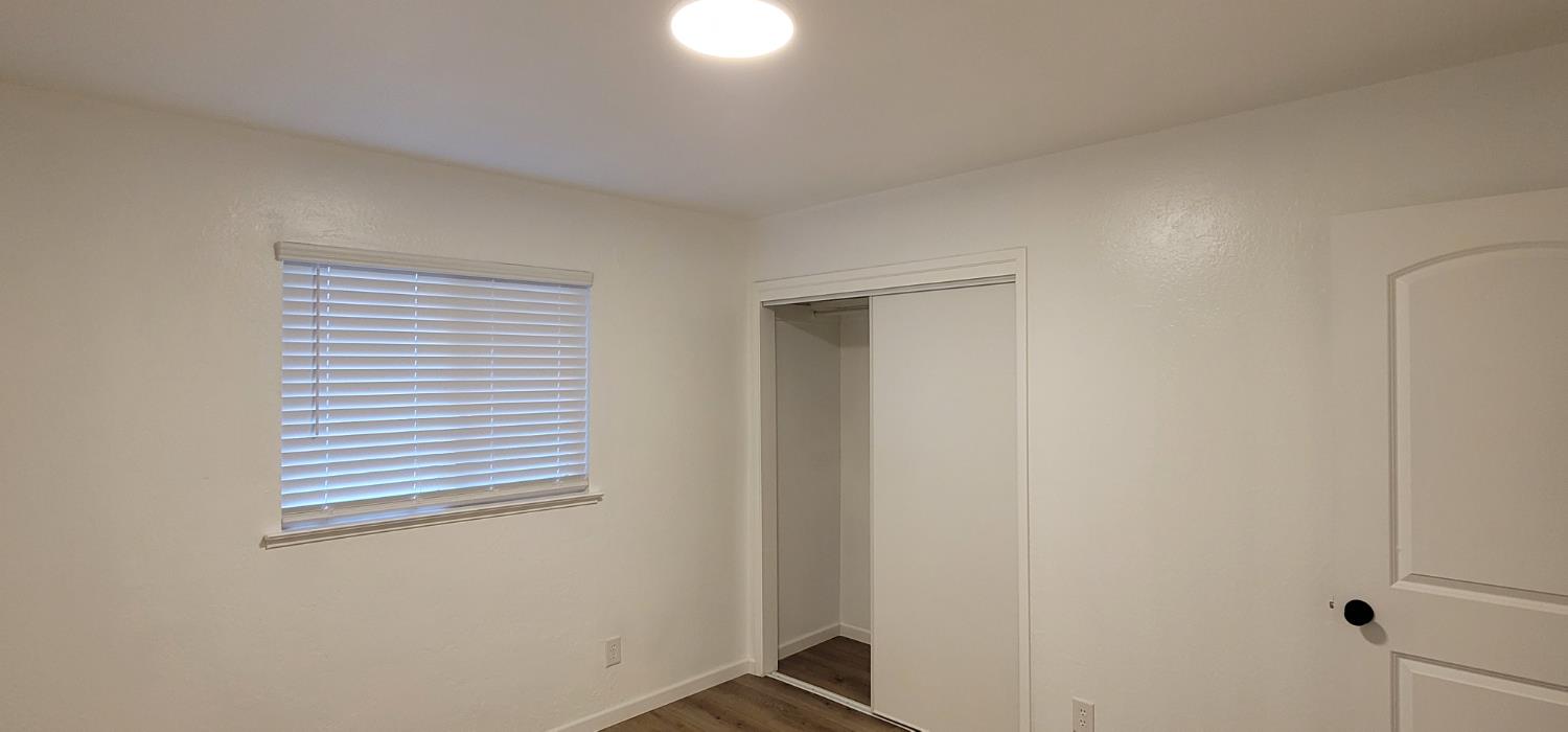 1540 W Ashcroft Ave, Fresno, CA 93705