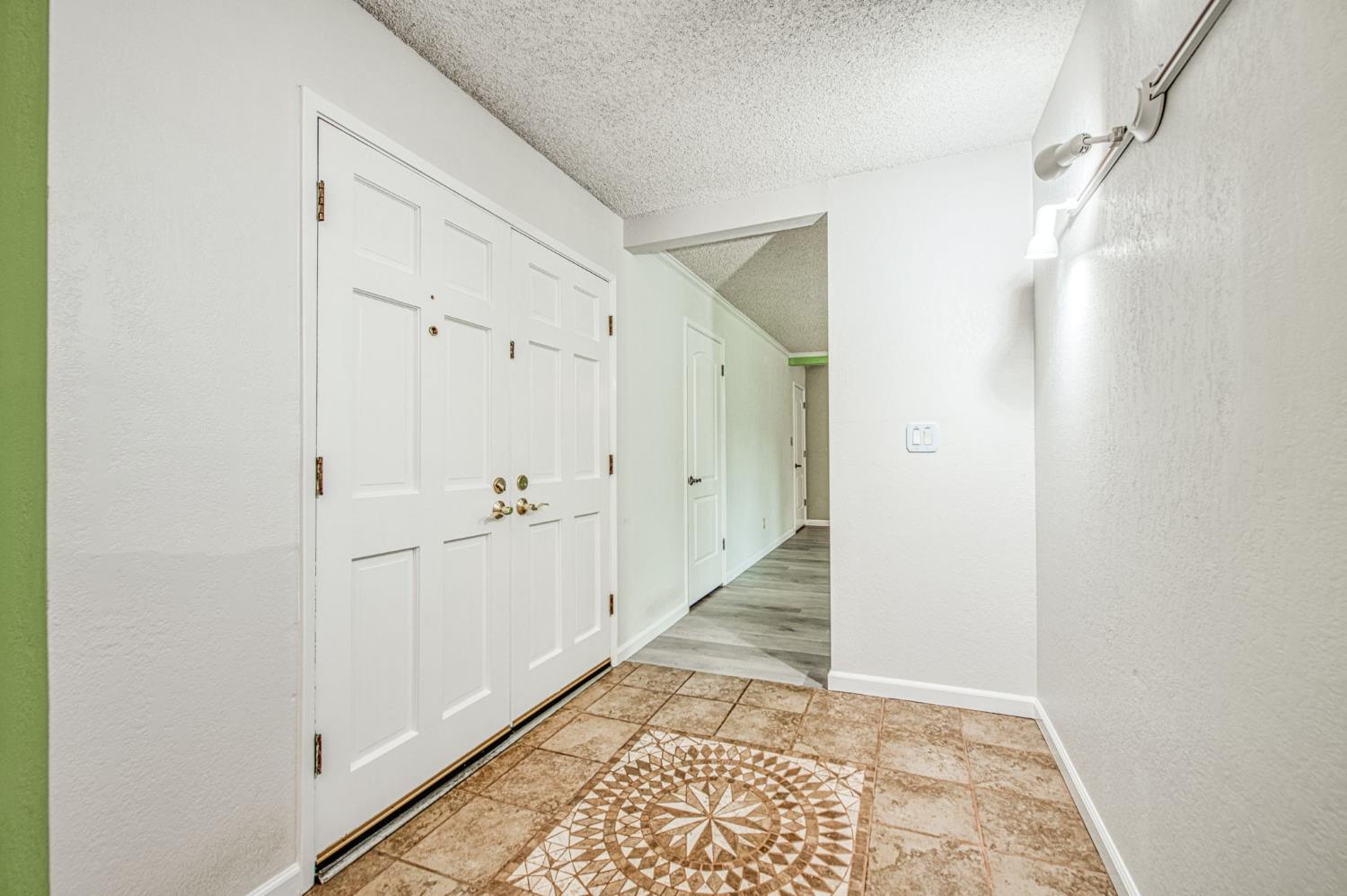 3338 E Menlo Ave, Fresno, CA 93710