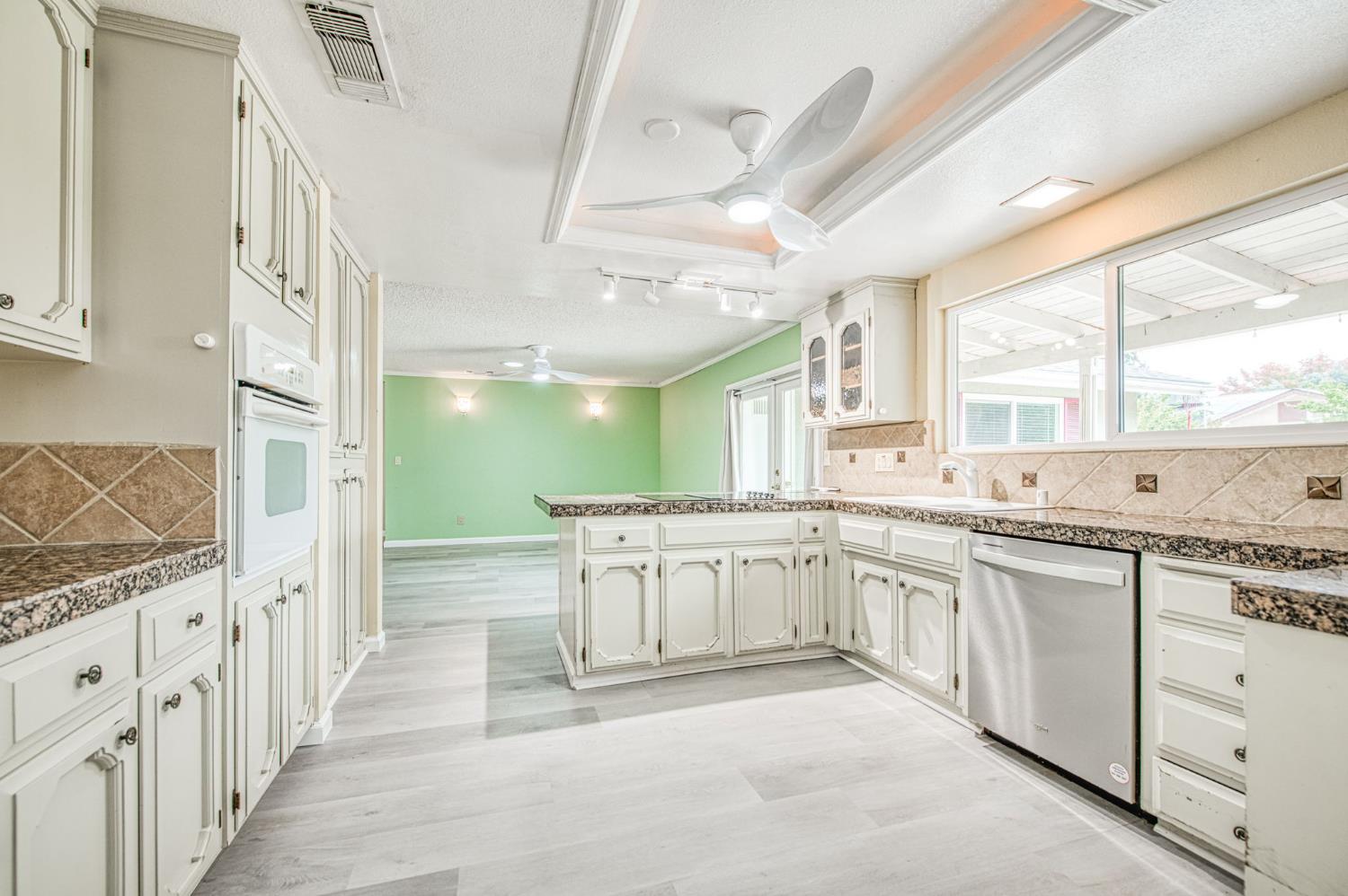 3338 E Menlo Ave, Fresno, CA 93710