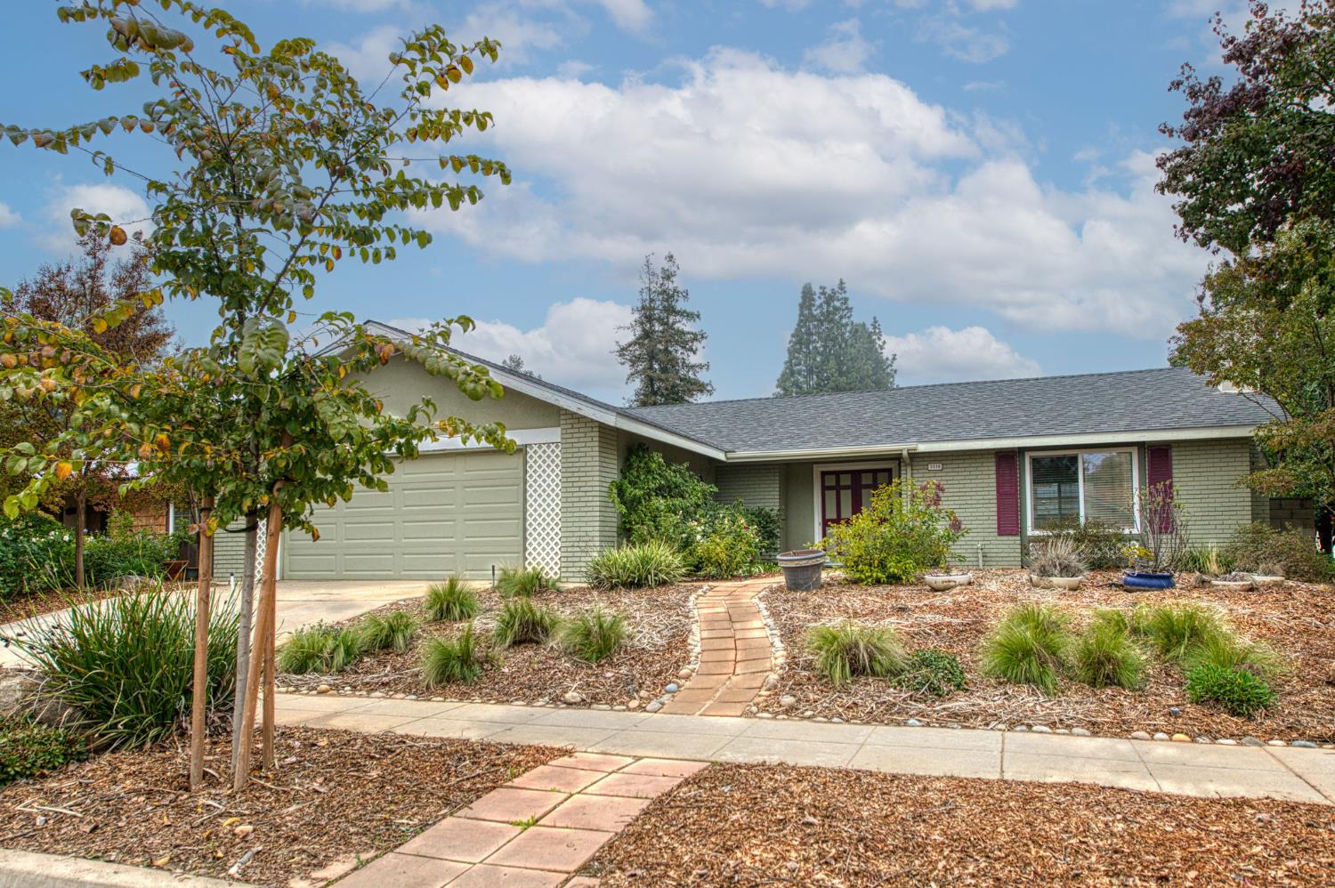 3338 E Menlo Ave, Fresno, CA 93710