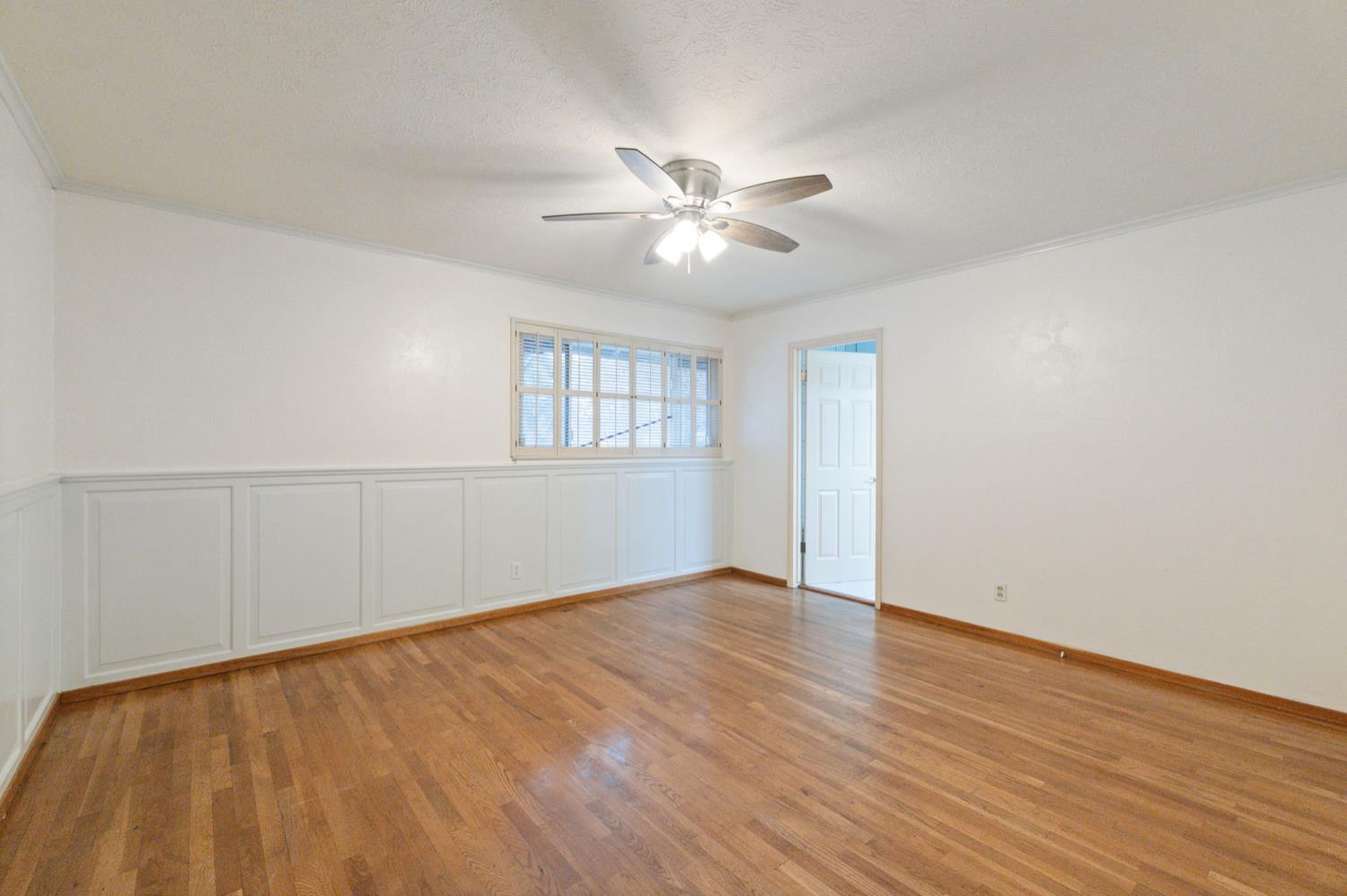 1421 W Michigan Ave, Fresno, CA 93705