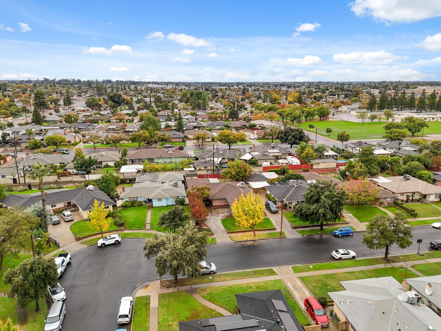 1421 W Michigan Ave, Fresno, CA 93705