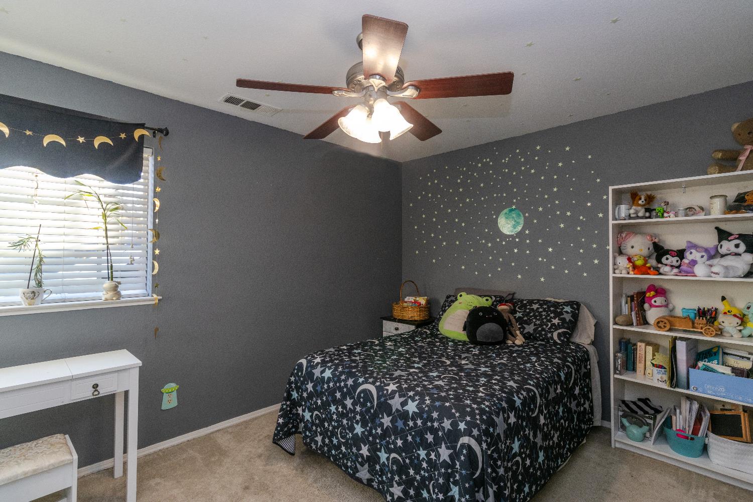 1204 E Salem Ave, Fresno, CA 93720