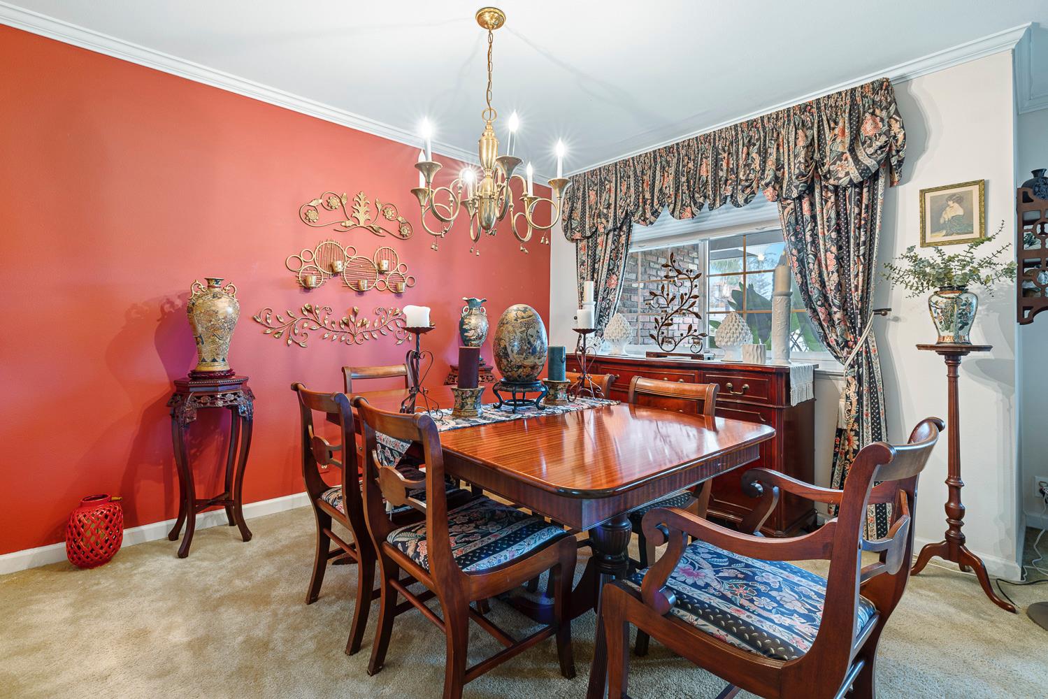 1083 W Escalon Ave, Fresno, CA 93711