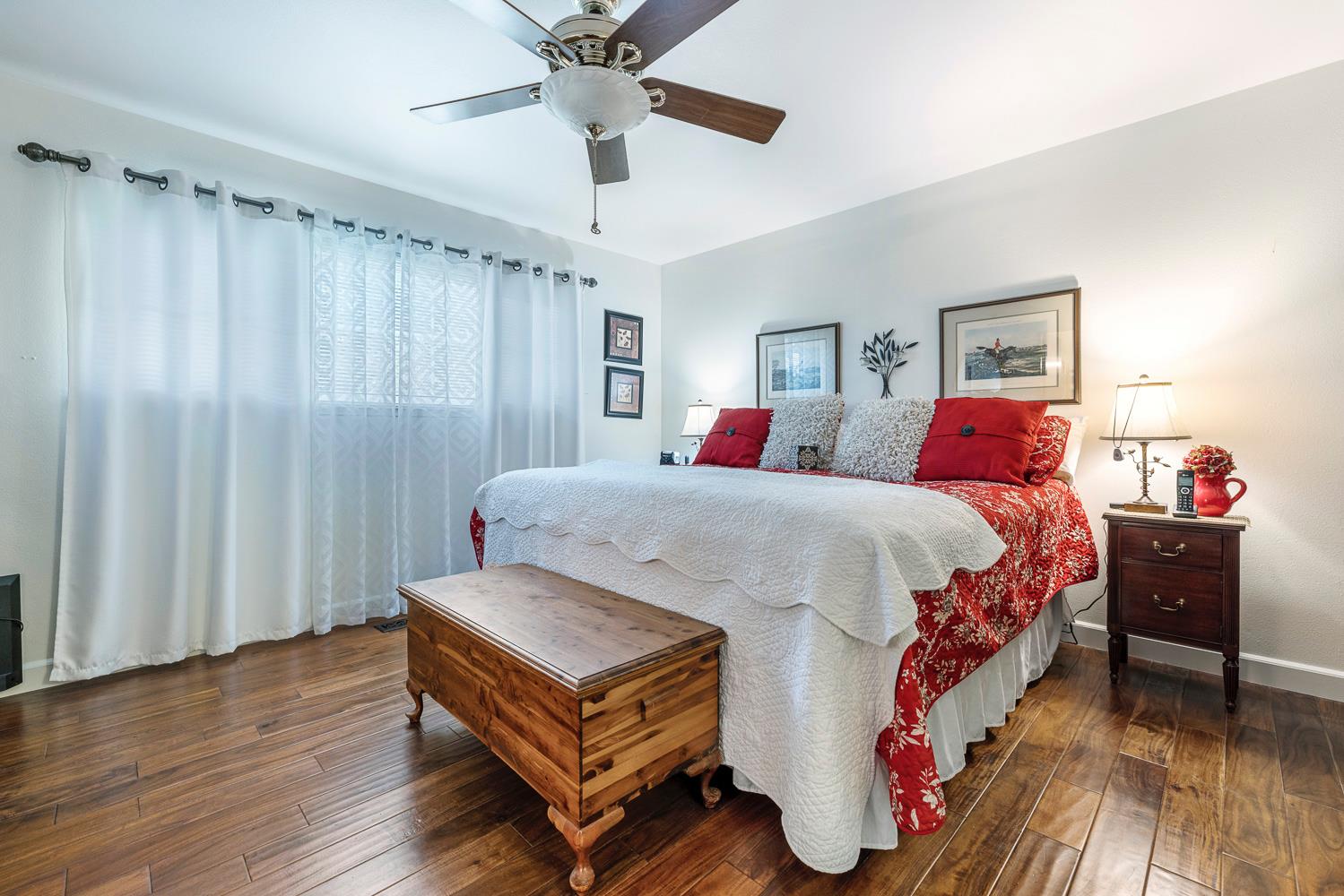 1083 W Escalon Ave, Fresno, CA 93711