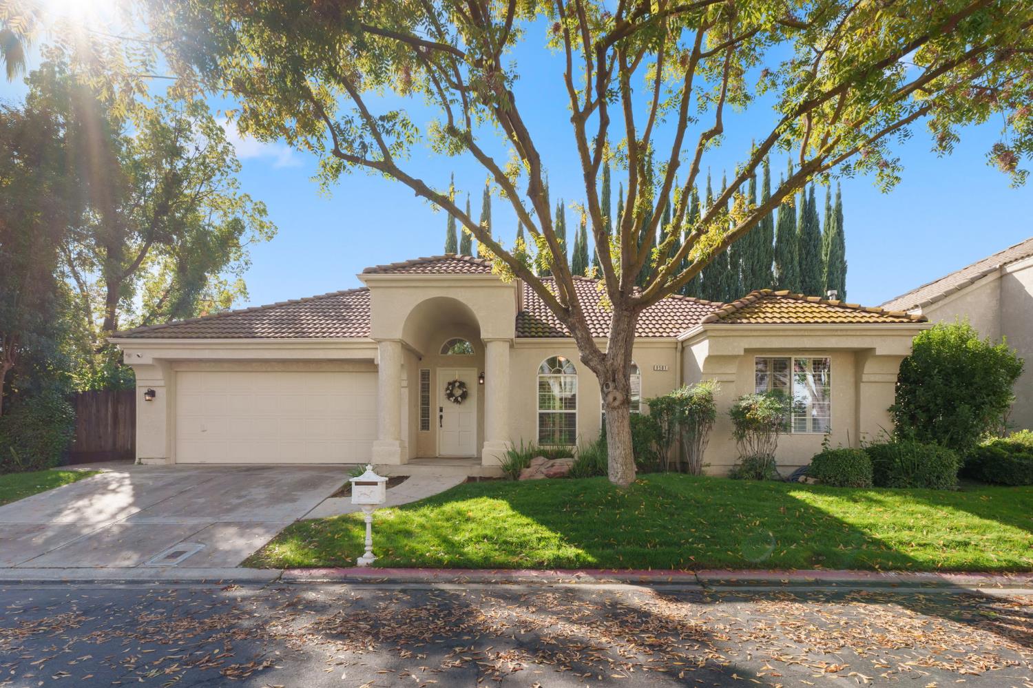 9501 N Congress Ave, Fresno, CA 93720