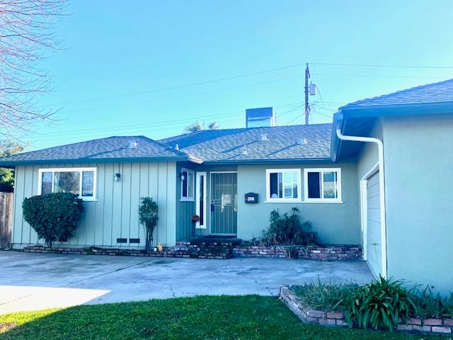 2938 E Willis Ave, Fresno, CA 93726