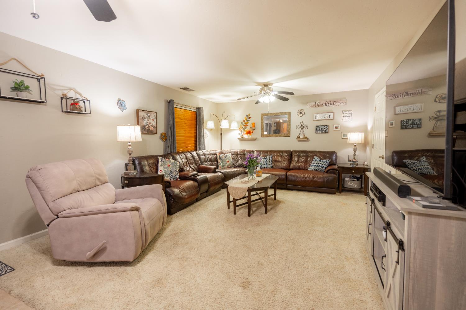 6165 E Heaton, Fresno, CA 93727