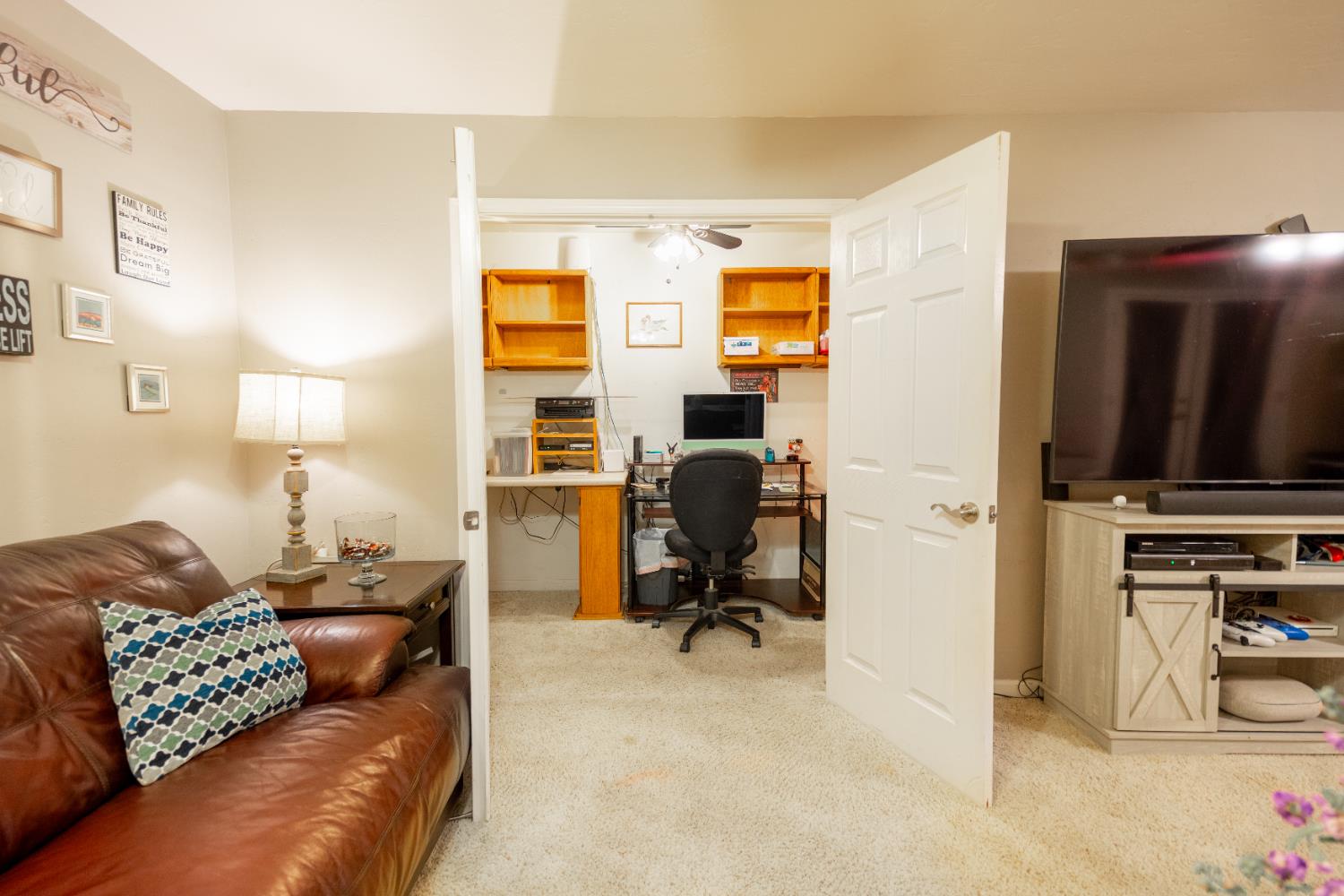 6165 E Heaton, Fresno, CA 93727