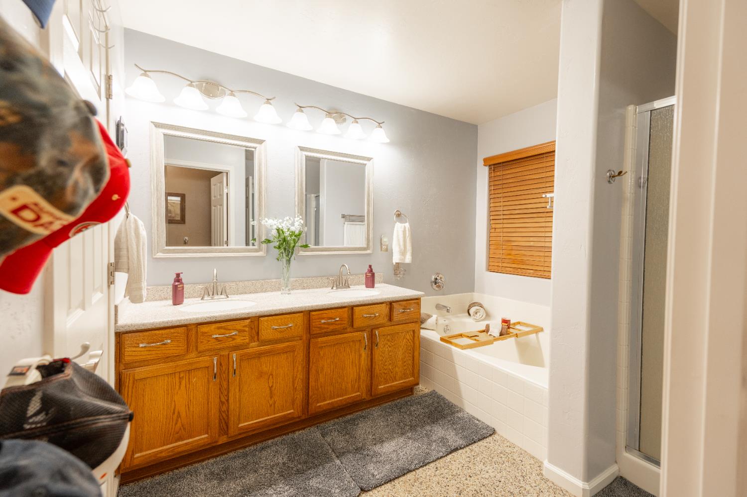 6165 E Heaton, Fresno, CA 93727