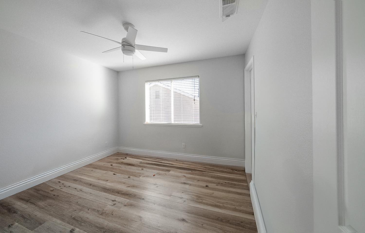 4774 W Oswego Ave, Fresno, CA 93722