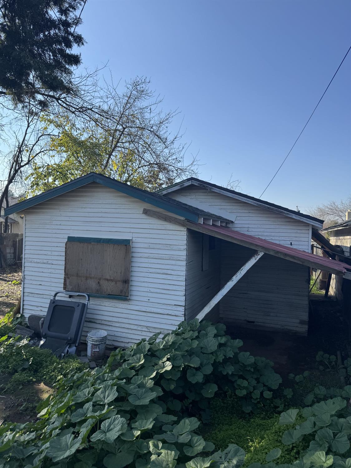 1512 N Pacific Ave, Fresno, CA 93728