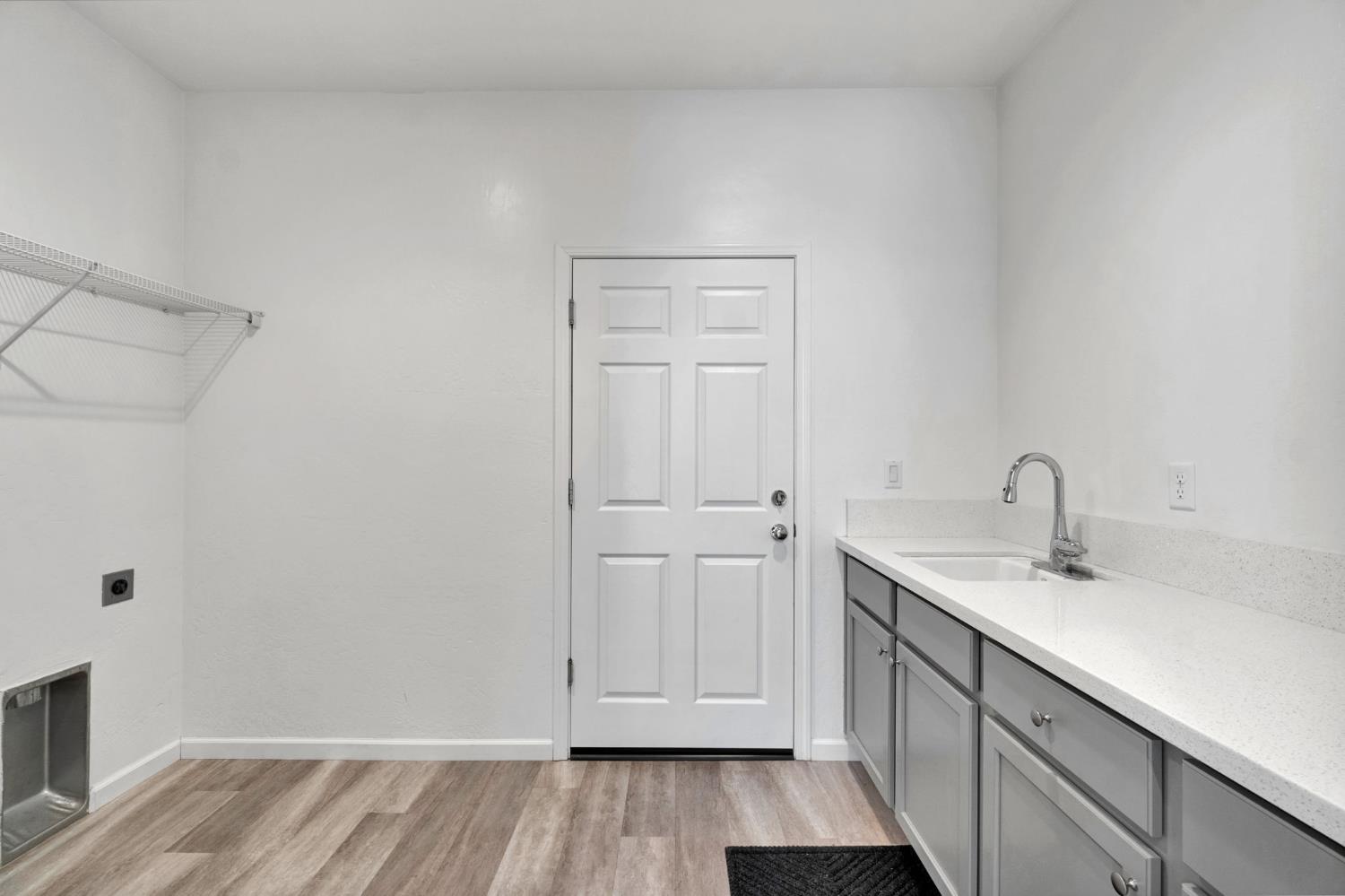 6647 E Vassar Ave, Fresno, CA 93727