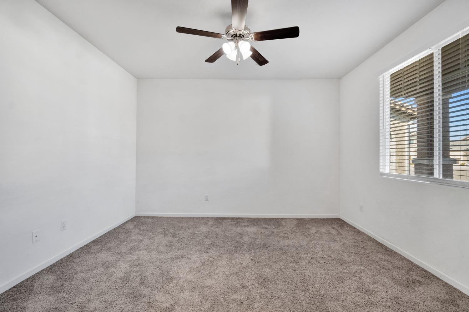 6647 E Vassar Ave, Fresno, CA 93727