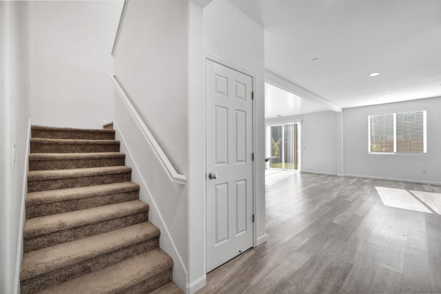 6647 E Vassar Ave, Fresno, CA 93727