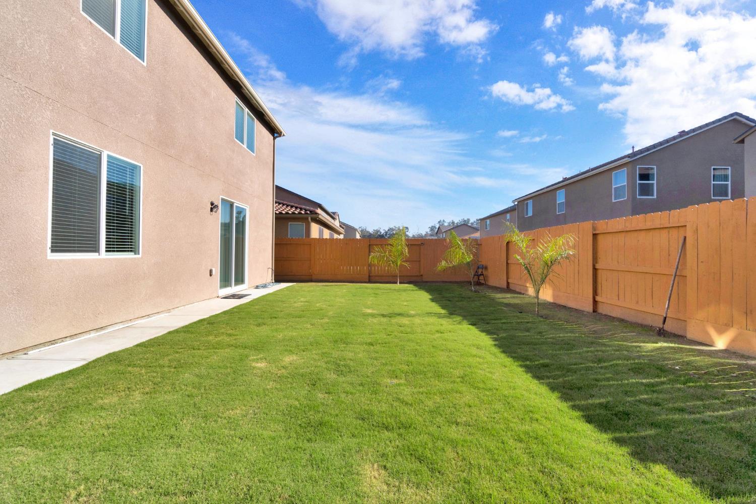 6647 E Vassar Ave, Fresno, CA 93727