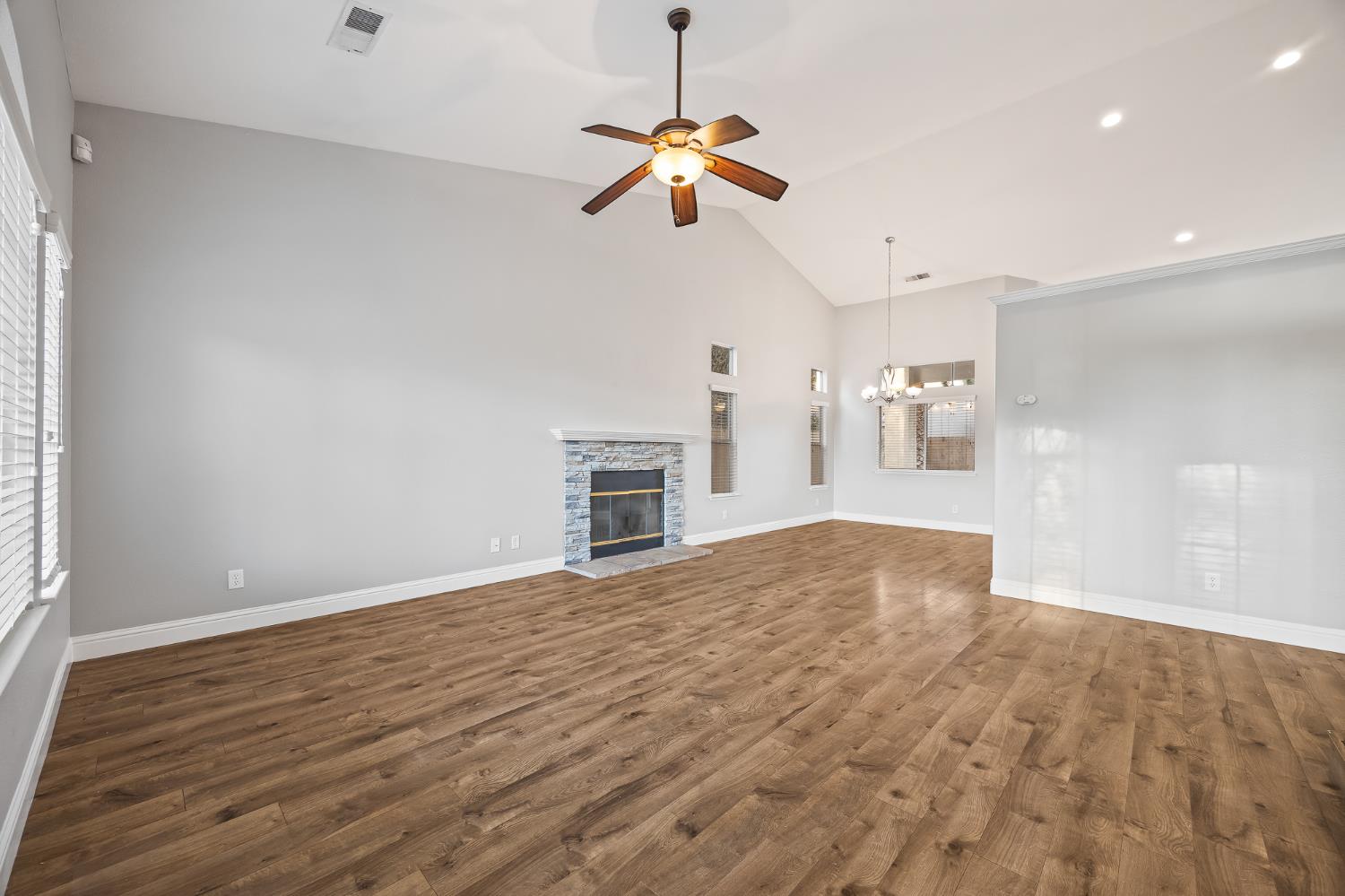 9786 N Backer Ave, Fresno, CA 93720