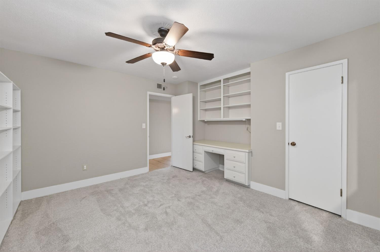 2805 W Spruce Ave, Fresno, CA 93711