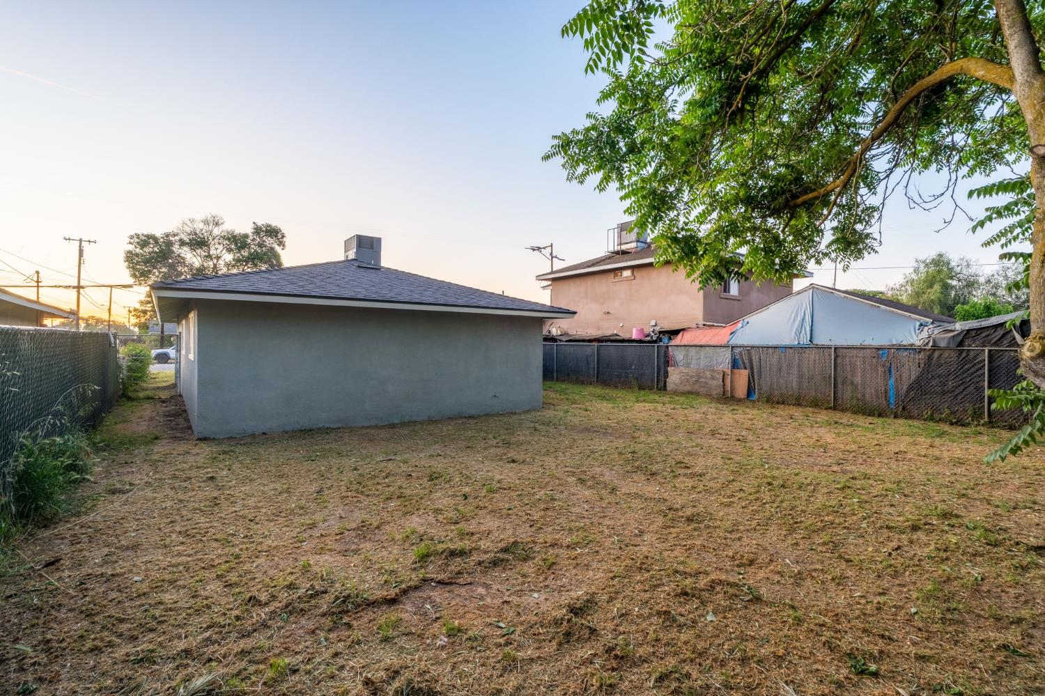 2970 S Martin L King Jr Blvd, Fresno, CA 93706