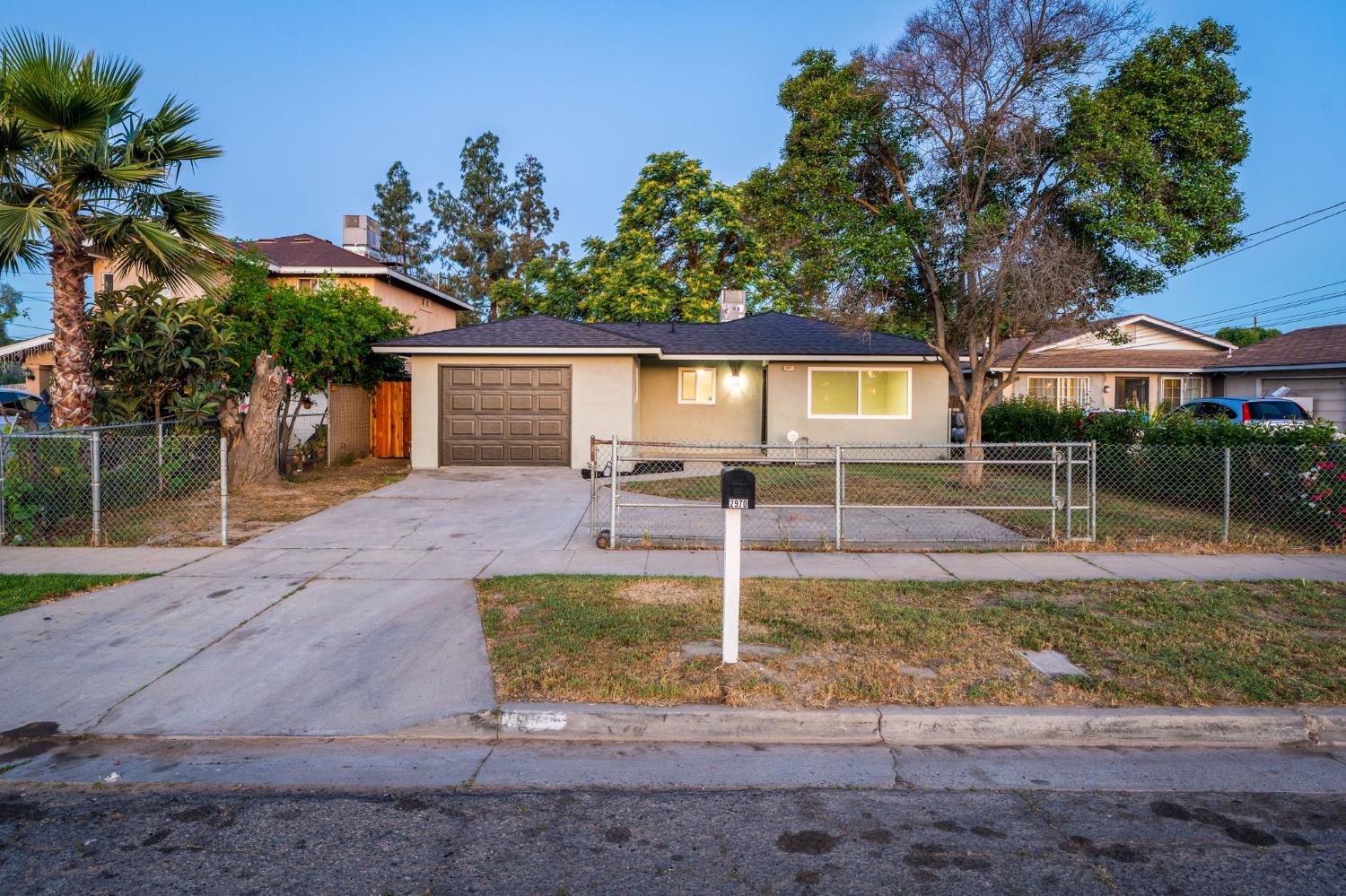 2970 S Martin L King Jr Blvd, Fresno, CA 93706