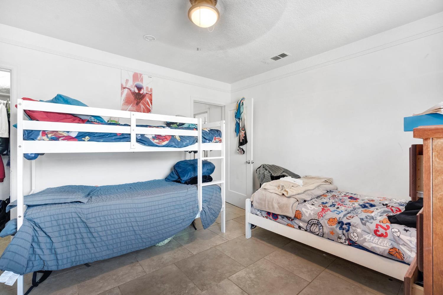 1631 N Harrison, Fresno, CA 93704