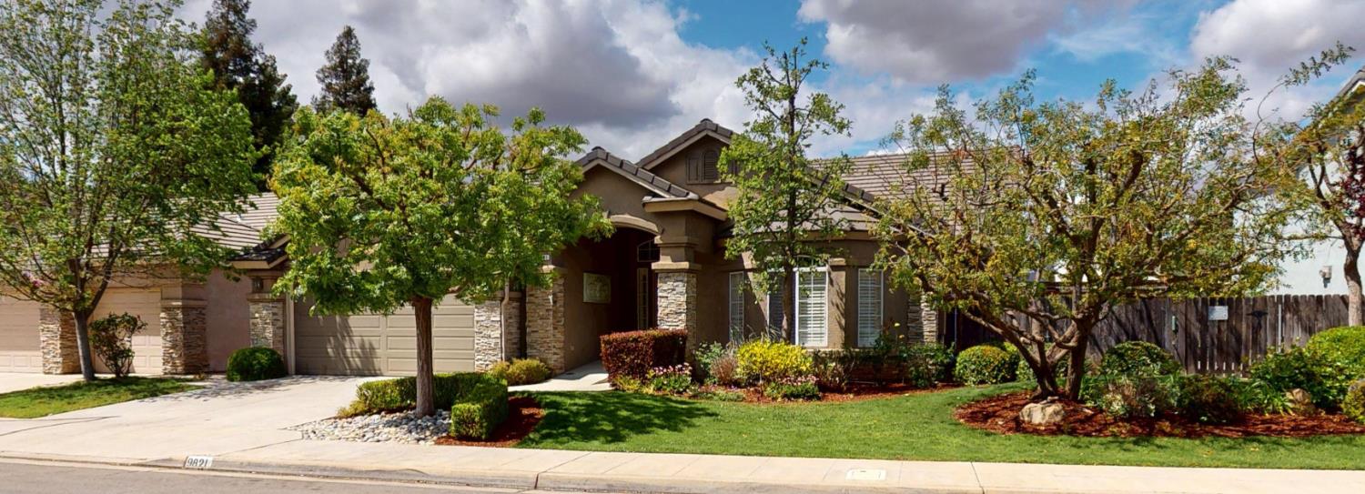 9821 N Sierra Vista Ave, Fresno, CA 93720
