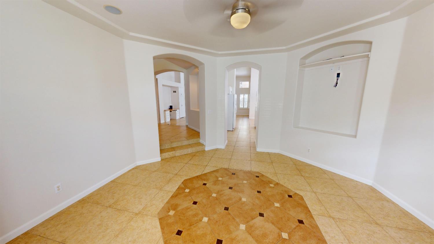 9821 N Sierra Vista Ave, Fresno, CA 93720