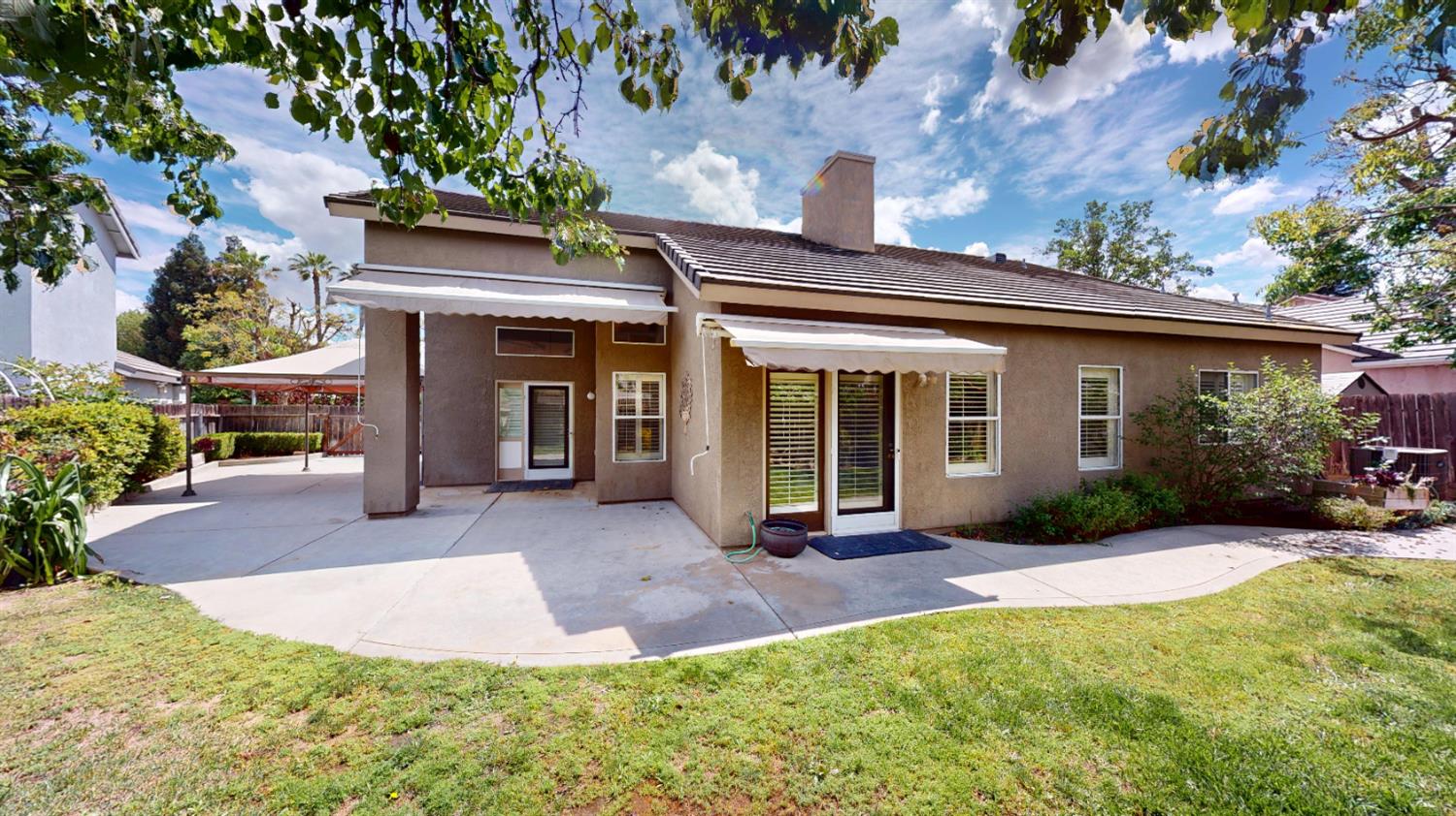 9821 N Sierra Vista Ave, Fresno, CA 93720