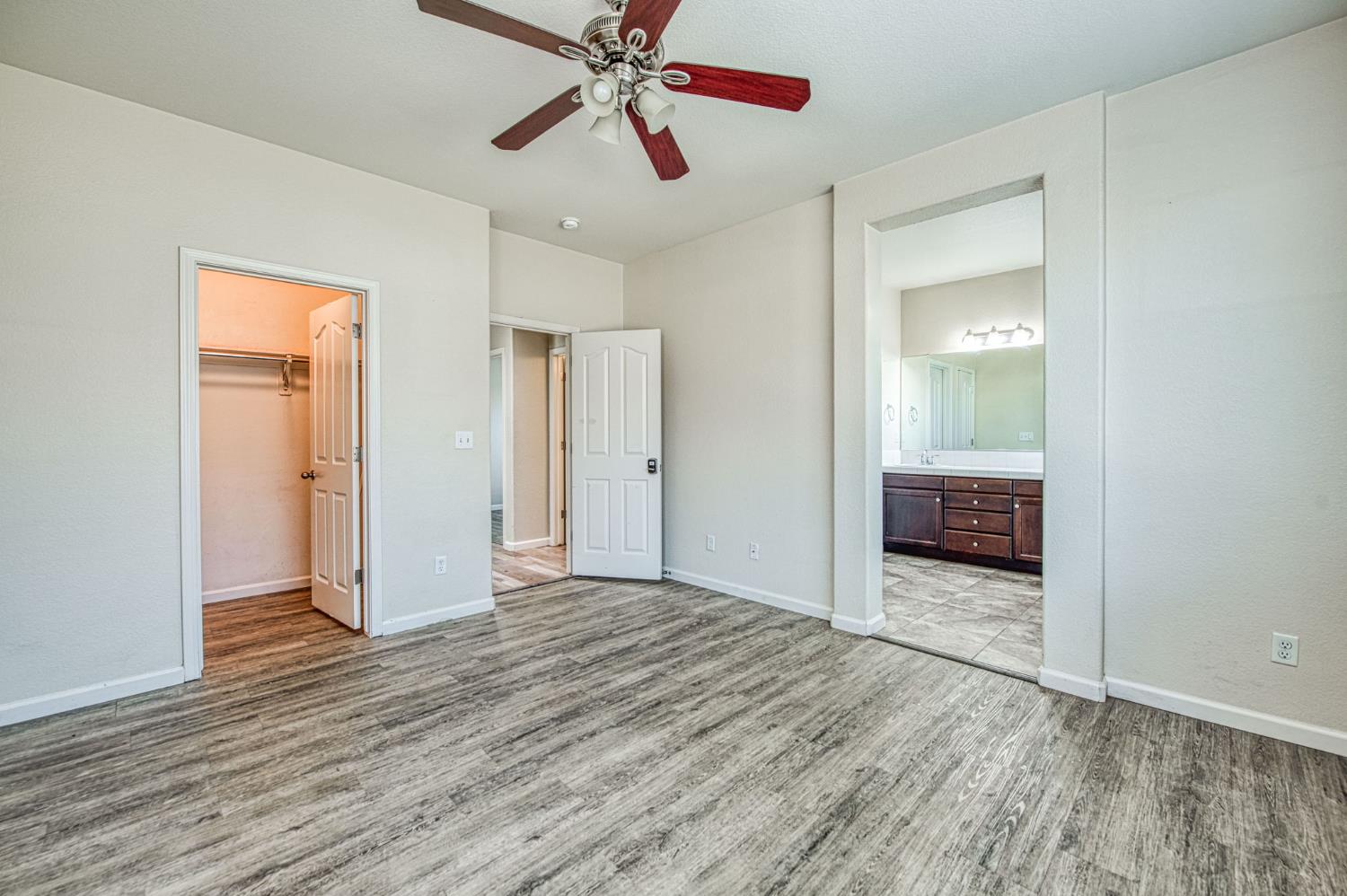 7362 E Ramona Way, Fresno, CA 93737