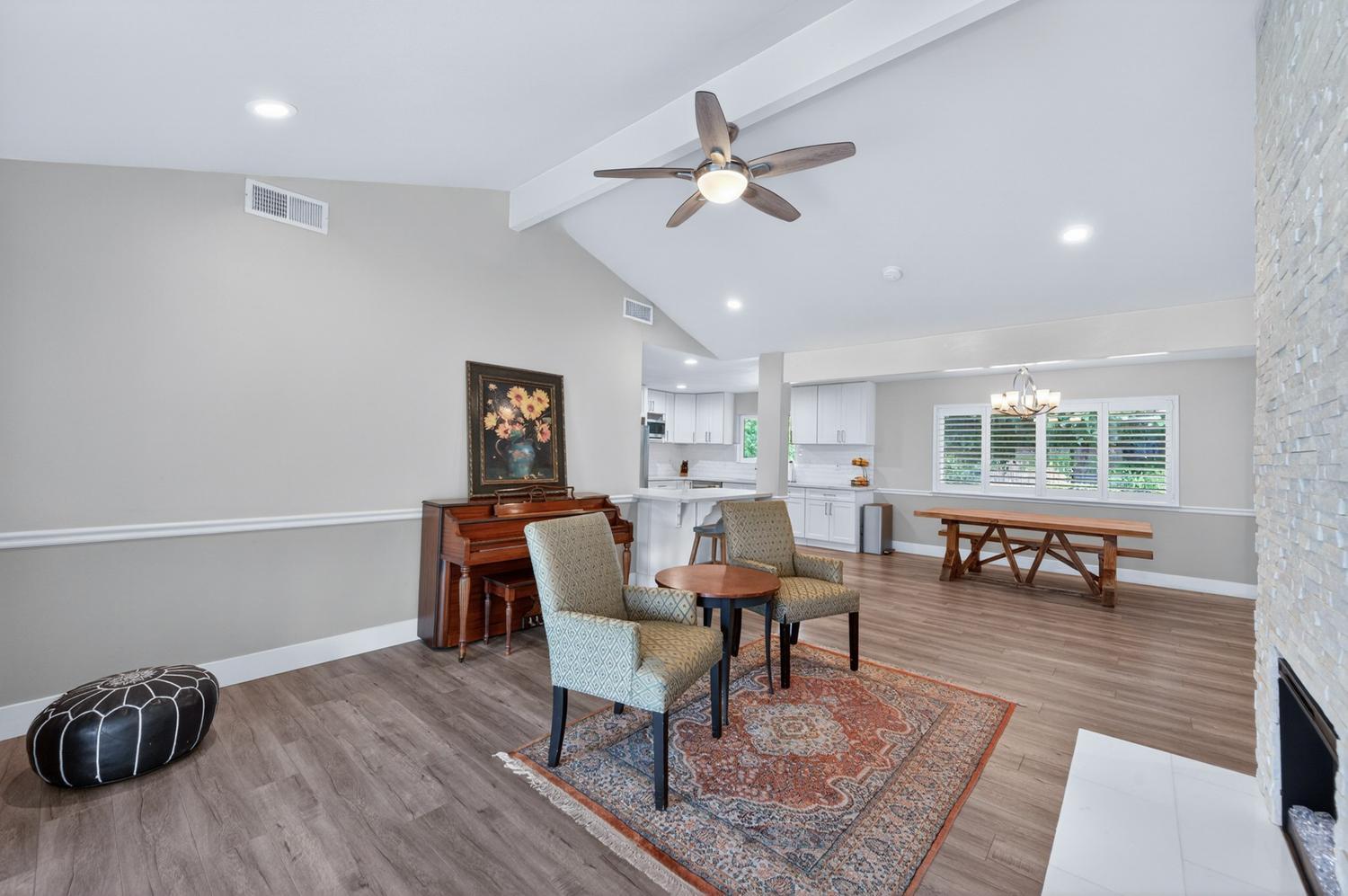 9796 N Millbrook Ave, Fresno, CA 93720