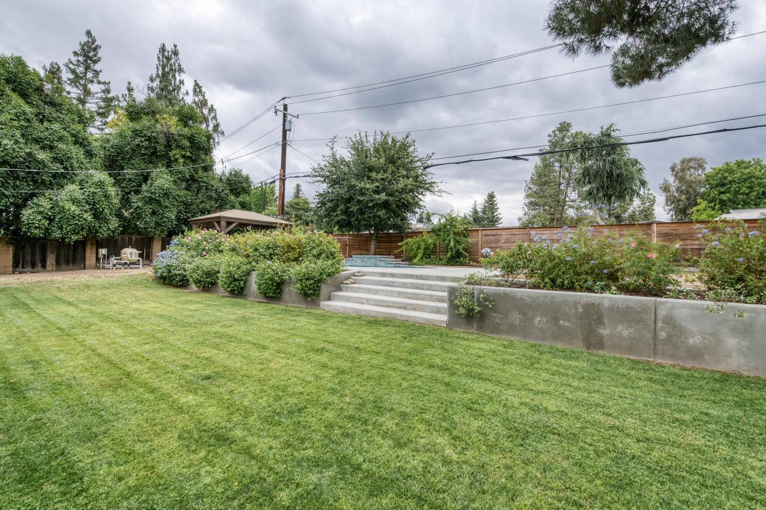 9796 N Millbrook Ave, Fresno, CA 93720