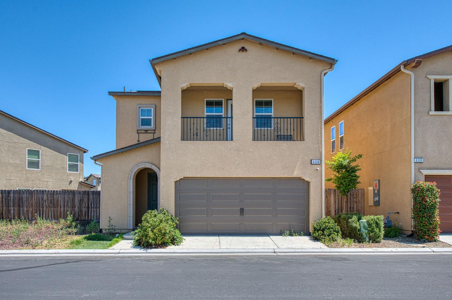 6336 N Santa Lucia Way, Fresno, CA 93722