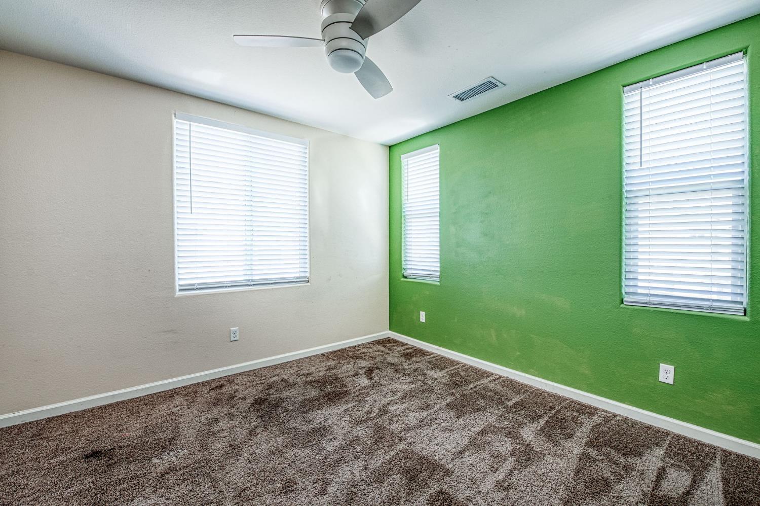 6336 N Santa Lucia Way, Fresno, CA 93722