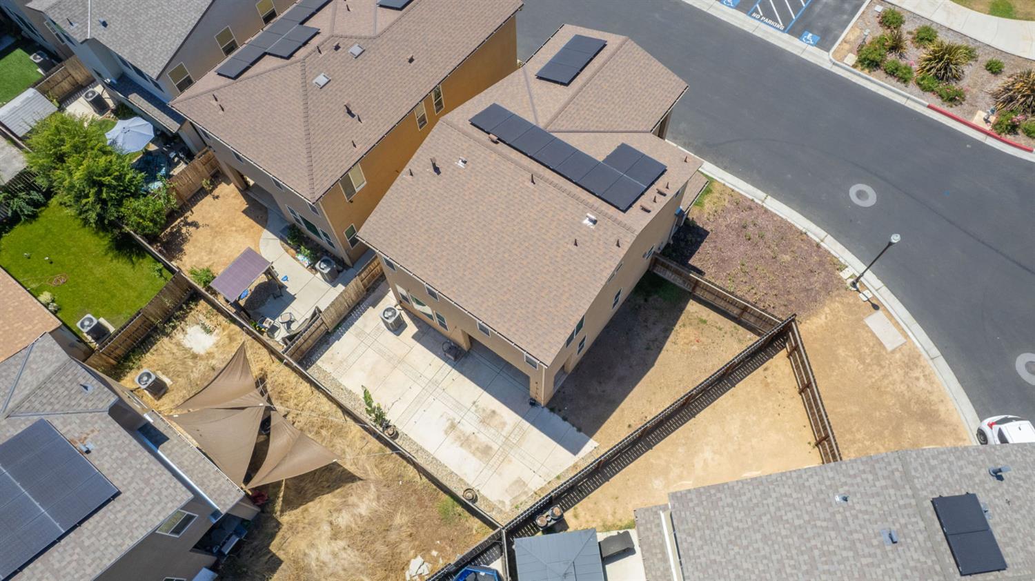 6336 N Santa Lucia Way, Fresno, CA 93722