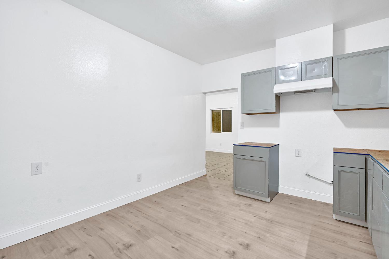 441 N Clark St, Fresno, CA 93701