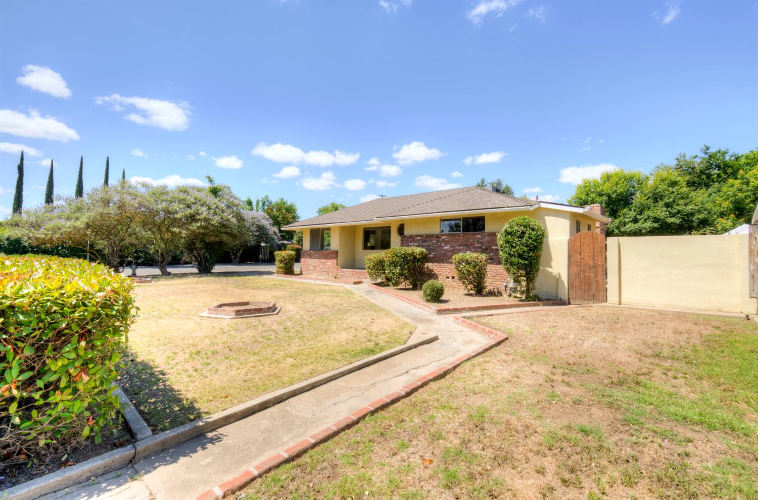 4709 N Palm, Fresno, CA 93704