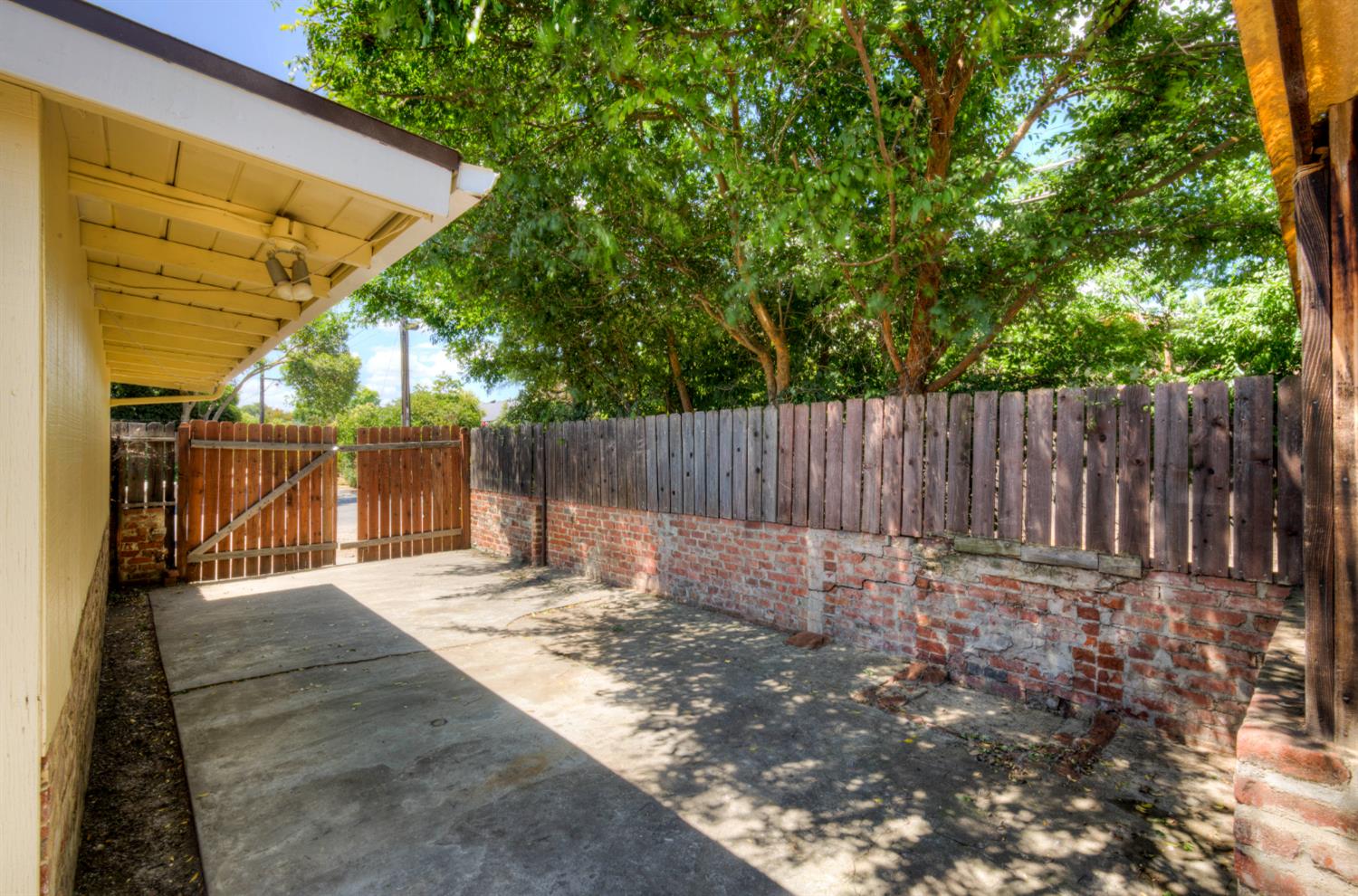 4709 N Palm, Fresno, CA 93704