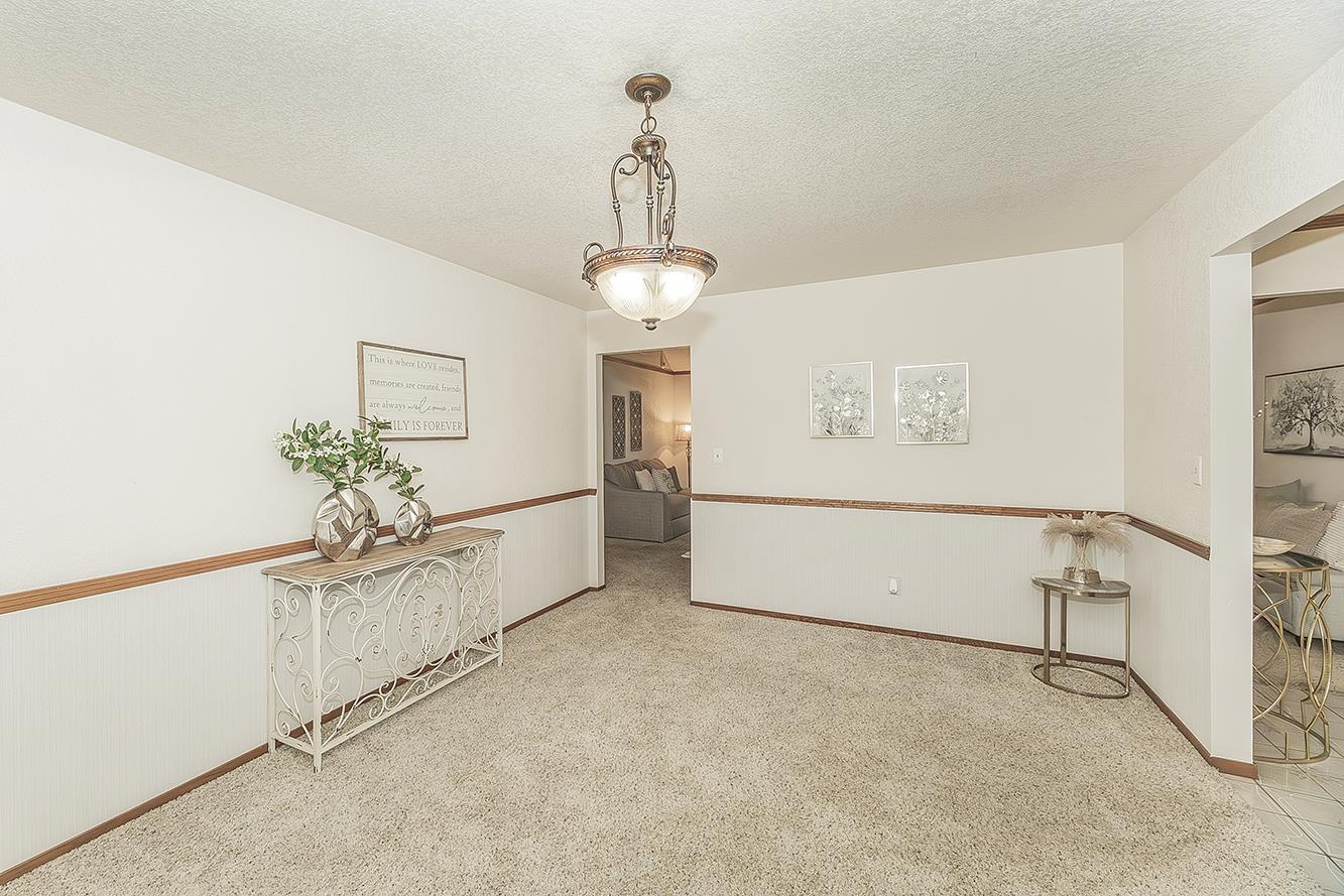 1316 W Palo Alto, Fresno, CA 93711