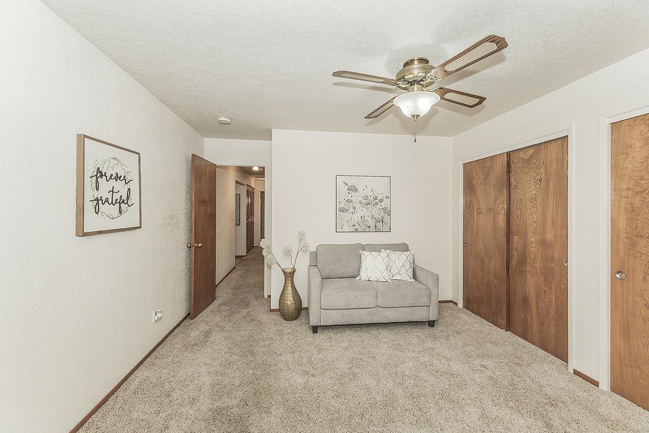 1316 W Palo Alto, Fresno, CA 93711