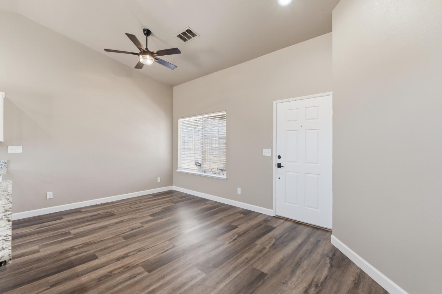 5642 W Donner Ave, Fresno, CA 93722
